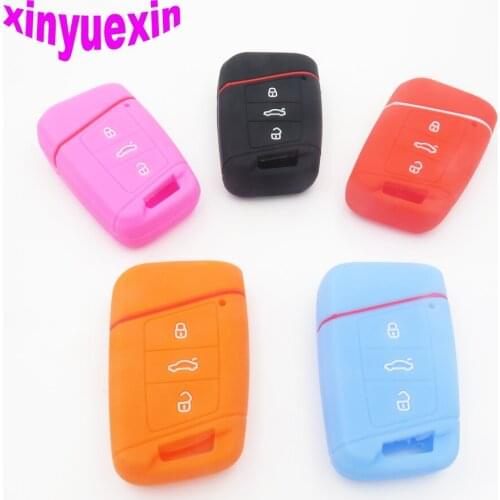Xinyuexin Silicone Car Key Cover Case For VW Magotan Passat B8 Skoda A7 Smart Remote Key Protector keychain Jacket Car-Stying