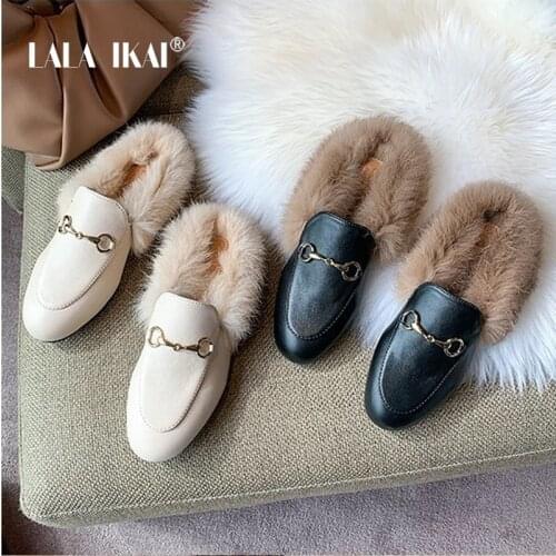 LALA IKAI Autumn Winter Women Shoes Warm Cotton Fluffy Fur Loafers Metal Chain Lazy Shoes Fur Closed Toe Half Slippers