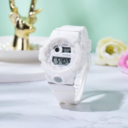 Electronic Digital Watch Multifunctional Fashion Watch Casual Wrist Watch For Women Girls d88