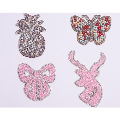 Fun Rhinestones Hot-melt drill Heart Diamond patch Iron on Sewing Crystal Applique For T-shirt Clothing Decorations F