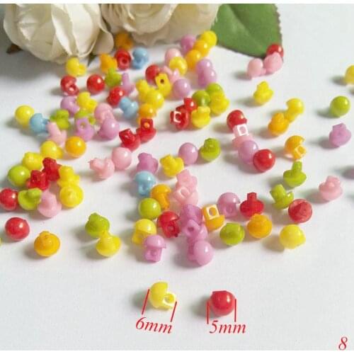 200pcs/lot About 5-6mm Mini Tiny Buttons Mixed color Buttons Plastic Sewing 2 Holes Embellishments Scrapbooking Cardmaking