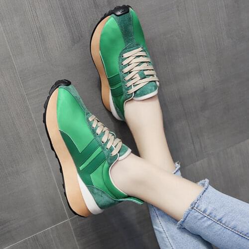 2021 Womens Vulcanized Shoes Womens Fashion Wedge Lace-up Shoes Round-toe Flat Bottom Heel Shoes Zapatos De Mujer