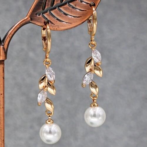 Dangle Earrings Fashion Luxury Drop pearl Earrings Women 's earrings Trendy Fashion Gold Earrings white Zircon