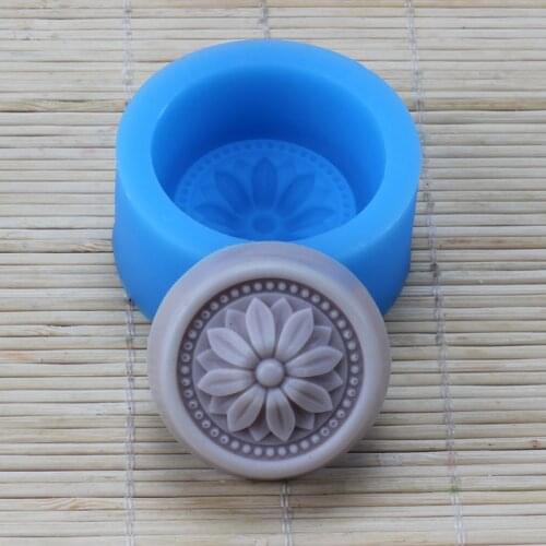Silicone Molds for Soap Round with Flower Patterns Moulds
