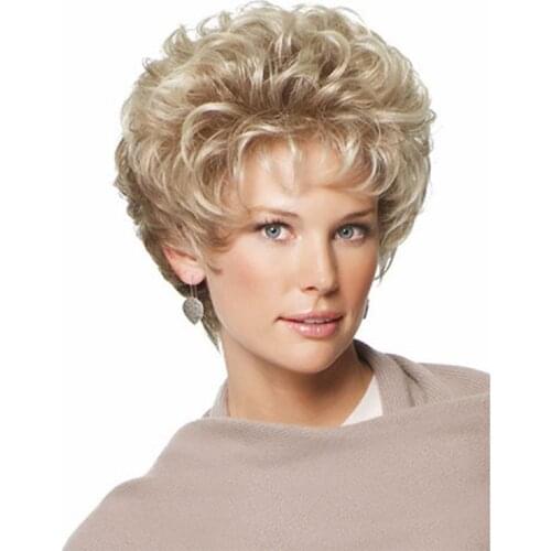 Synthetic Wigs for Women Heat Resistant Fiber Hair Light Gold Wavy Short Wigs High Temperature Fiber With Bangs Wig