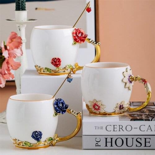 European Style Ceramic Color Enamel Coffee Mug with Spoon Office Flower Teacup Creative Porcelain Couple Breakfast Milk Cup