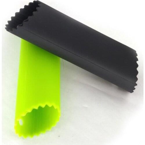 1Pc Garlic Peeler Creative Garlic Roller Stripper Silicone Peeling Tube Practical Tools Kitchen Gadgets