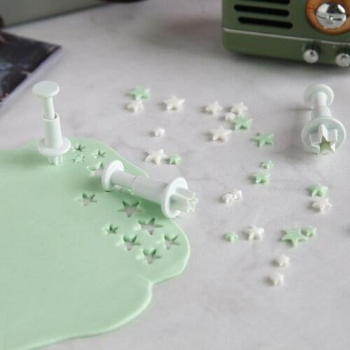 3Pcs/Set Mini Star Flower Plunger Fondant Decorating Biscuit Cookies Cutter Mold Sugarcraft Diy Mold Cake Decorating Tools