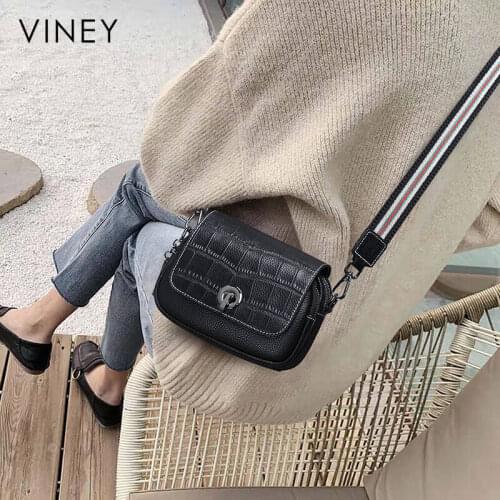 Genuine leather messenger bag new small summer crocodile pattern solid color ladies one-shoulder handbag simple female tote bag