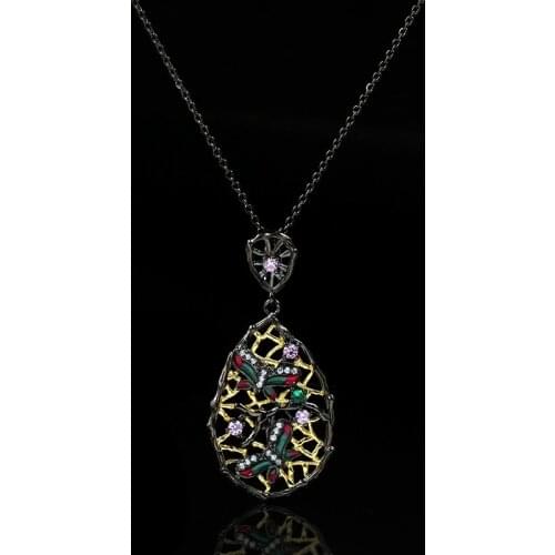 Vintage Hollow Colored Zircon Black Gold Pendant Butterfly Dragonfly Necklace Clavicle Chain High Jewelry Wedding Accessories