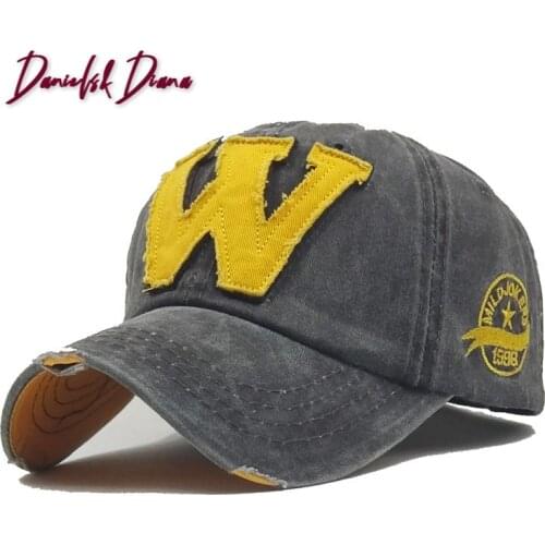 Baseball cap in spring W-letter embroidered duck tongue cap in summer outdoor sunscreen shade quick-selling cap