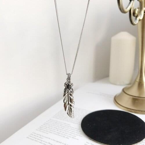 Silvology 925 Sterling Silver Black Zircon Feather Necklace Elegant Fashionable Pendant Necklace for Women Vintage Jewelry Gift