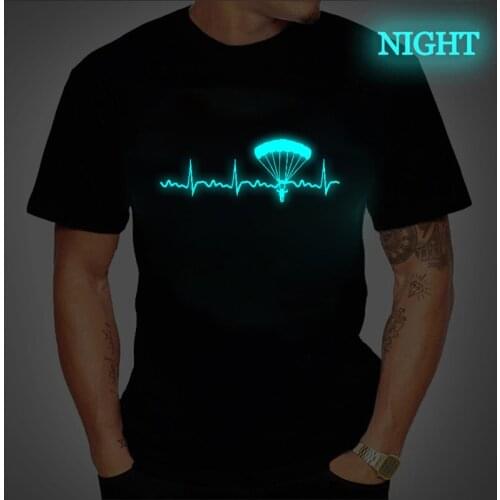 Skydiving Skydiver T-shirt Homme Novelty Luminous Mens Clothes Hip Hop Streetwear Men Women Summer Short Sleeve Tee Shirt Homme