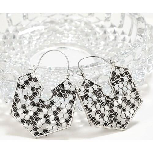 Docona Antique Honeycomb Earring Irregular Black White Geometric Pendant Drop Dangle Earrings for Women Statement 6766