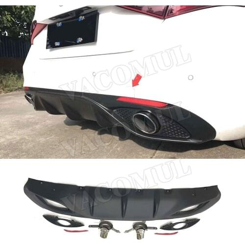 Black PP Material Car Rear Bumper Lip Diffuser Spoiler With Exhaust Tips for Alfa Romeo Giulia 2017 2018 Standard Car Styling