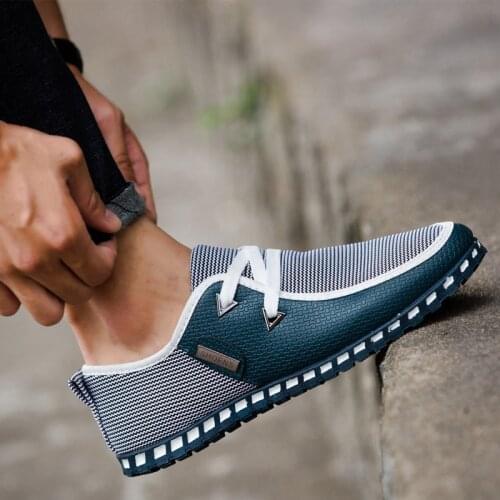 2021 spring and autumn new mens shoes breathable non-slip cloth shoes peas shoes mens sports shoes trend light driving shoes