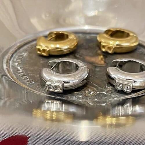 New B Letter Circle Earring Temperament Thick Atmosphere Europe Cold Design Wind Fashionable Woman Earrings