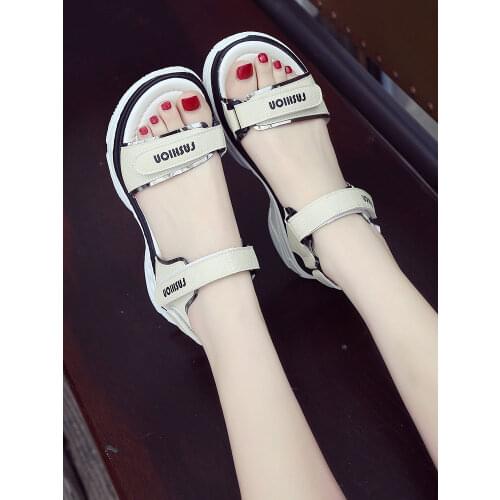 2020 new sports sandals women summer Korean fashion thick bottom students wild womens shoes beach shoes