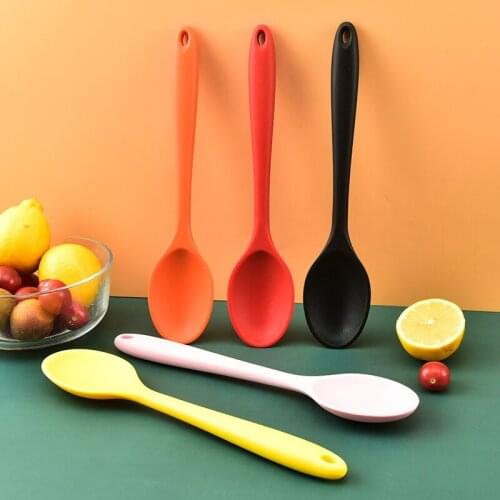 21cm Silicone Spoon Mixing Spoon Kids Small Soup Spoon Non-Stick Serving Teaspoon Oval Stirring Spoon Training Feeding for Baby