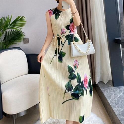 Miyake pleated print dress female summer loose plus size fashionable and comfortable sleeveless lace-up vest lantern dress women