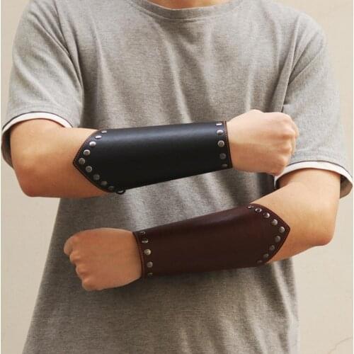 21.5cm x 24.5cm 1Pc Faux Leather Arm Guard Medieval Knight Bracer Halloween Costume Party Props for cosplay kids Halloween new 1