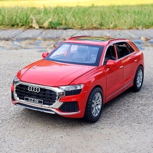 High Simulation Exquisite Diecasts & Toy Vehicles: CheZhi Car Styling Q8 Luxury SUV 1:24 Alloy Car Model With Sounds and Light