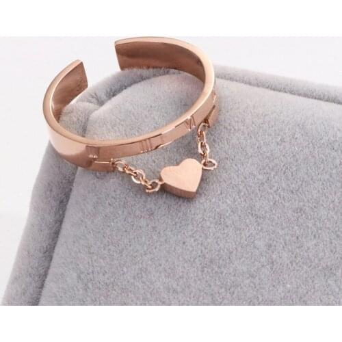 Stainless steel rings for women anillos mujer,rose gold color pendant heart ring femme roman letters jewelry anelli donna