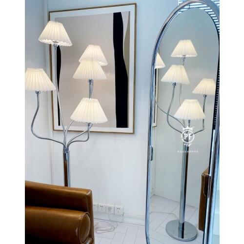 Nordic LED Floor Lamp Modern Tripod Metal Floor Lamps for Living Room Bedroom E27 Stand Light Home Room Decoration Light Fixture