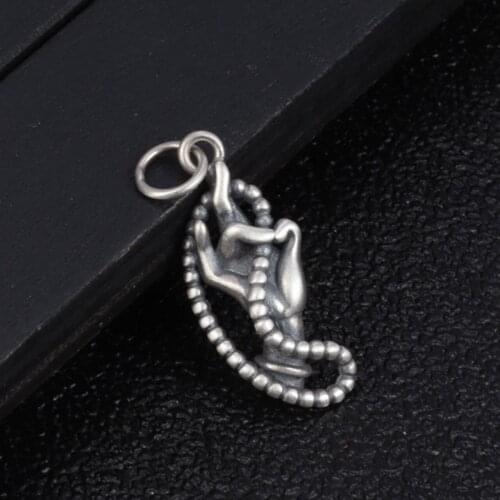 National Standard S925 Silver Bead Hand, Retro Matte Orchid Finger Silver Pendant for Women