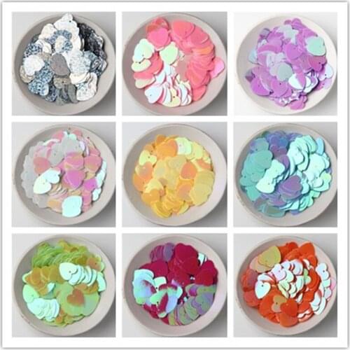 100Pcs/Bag 17mm Love Heart Large Sequins PVC AB Color Paillettes Wedding Craft Women DIY Clothing Sewing Lentejuelas Accessories