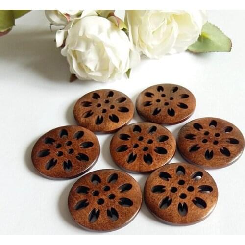 20pcs/lot Brown Pierced flower Wooden Buttons 4 Holes Decorative Buttons For Clothes Accessories Sewing Handicraft
