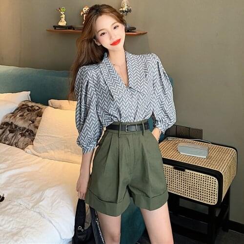 Korean Temperament Casual V-Neck Shirt Printed Puff Sleeve Shirt Female Gray One Size