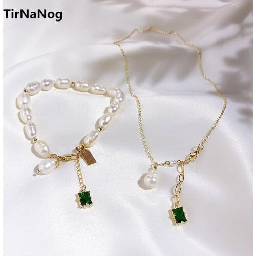 South Korea Baroque Freshwater Pearl Pendant Necklace Elegant Geometric Simple Collarbone Chain Necklace Women Jewelry Gifts