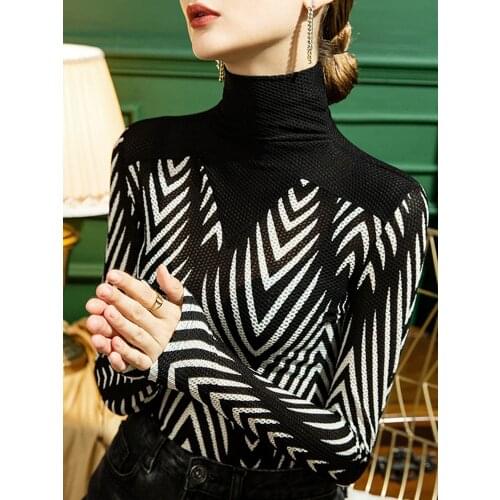 Autumn New High-neck Lace Bottoming Shirt Womens Self-cultivation Western Zebra Striped Long-sleeved T-shirt Small Shirt