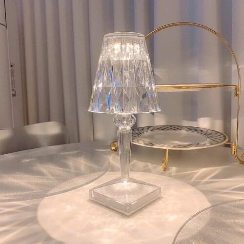 Diamond Table Lamp USB Rechargeable Acrylic Decorative Table Lamp Bar Cafe Bar Table Crystal Decorative Lamp