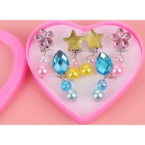 Korean Style Kids Ear Clip Lovely Cartoon Animal Baby Ear Clip No Piercing Earring Ear Ring for Baby Girls Children Gift Jewelry