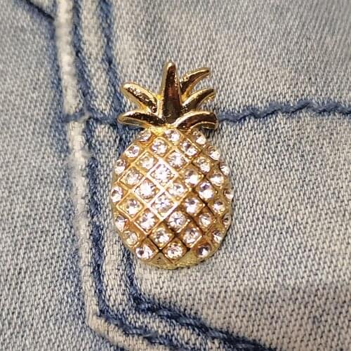 White Crystal Brick Pineapple Lapel Brooch Enamel Pin Coat Hat Badge Jewelry Gift