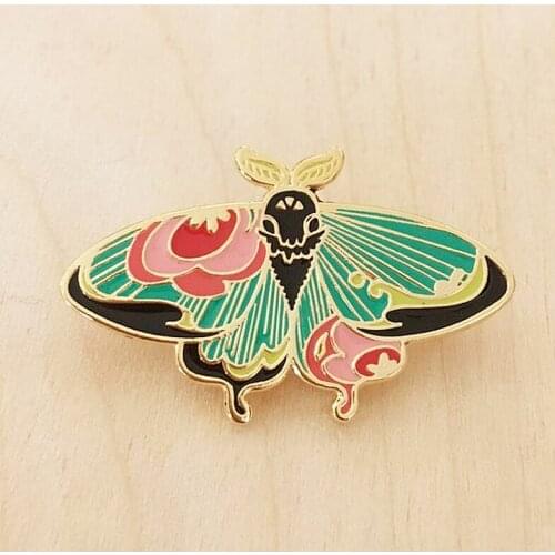 Moth Flair Bug Insect Entomology Enamel Brooch Pin Backpack Hat Bag Lapel Pins Badges Women Mens Fashion Jewelry Accessories