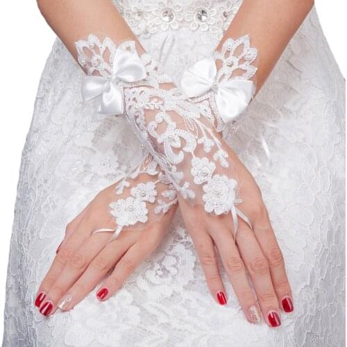 Elegant Short Wedding Gloves Fingerless Bridal Gloves for Women Pearls White Ladies Lace Gloves Luva De Noiva Bride Accessories