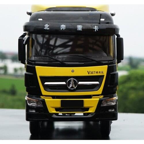 1/24 alloy die-casting simulation car model North Benz heavy truck v3 tractor adult collection children toys family display