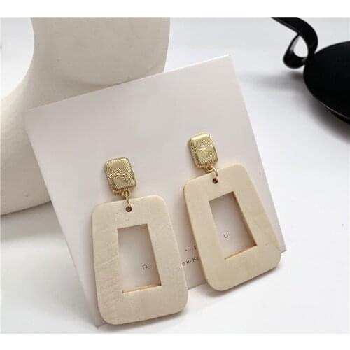 Hollow Square Wood Big Clip Earrings for Women Comfort Simple Korean New Earrings