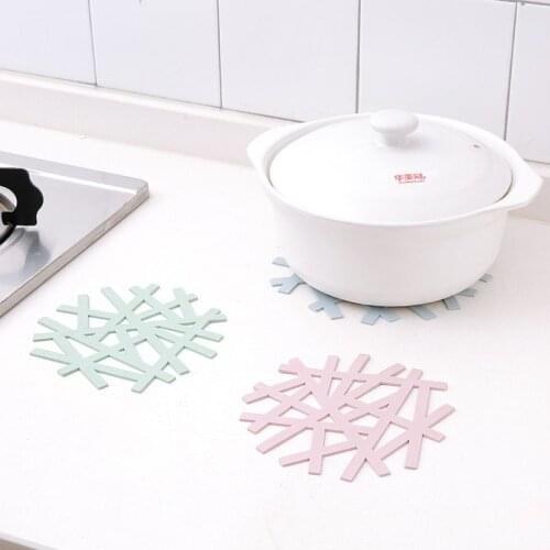 Korean version of the creative home insulation pad irregular table mat anti-hot table mat anti-skid coasters