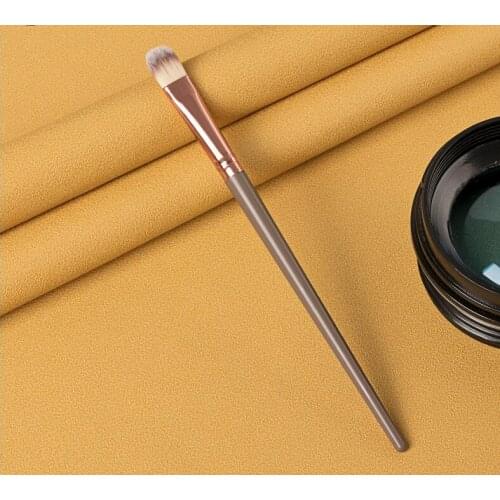 Makeup tools single concealer brush plastic handle aluminum tube man-made fiber