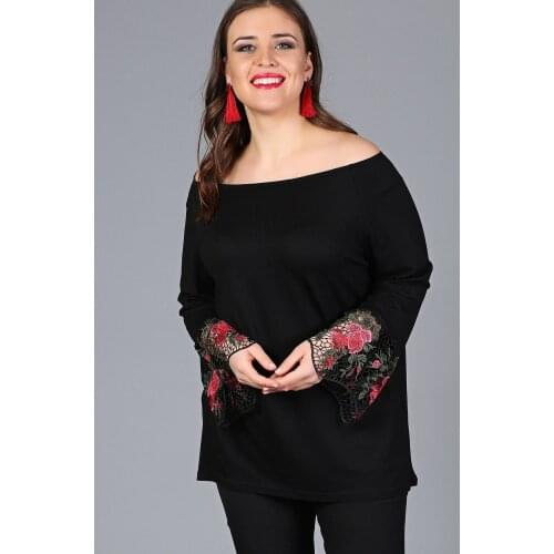 New Season Fashion Plus Size Flower Detailed Lace Long Slevee Elastic Neck Blouse Natural Viscose Soft Elastic Fabric