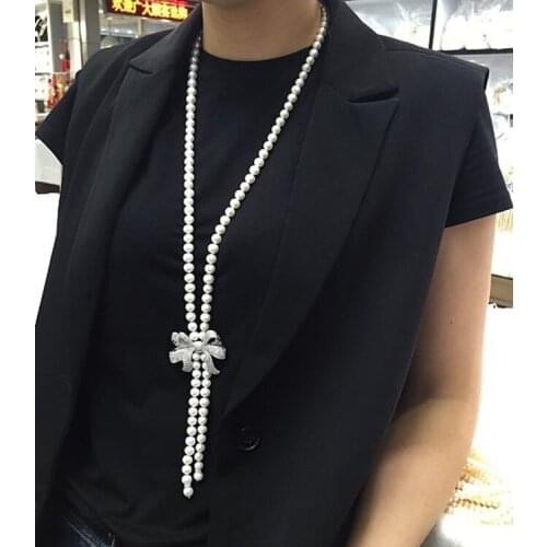 Hand knotted Luxury female long feather accessories 8-9mm white freshwater pearl necklace sweater chain
