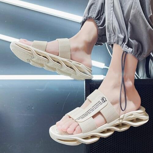 Men Slider Slippers Fashion Casual Shoes Cushioning Non-slip Slides Bathroom Summer Sandals Soft Sole Flip Flops Men Beach Shoes