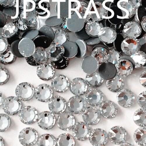 Korean rhinestones with 14 cutting facets size 5mm ss20 50 gross per pack ;rhinestone high levles shiny for pants design