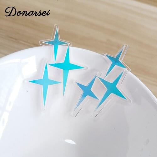 Donarsei 2021 New Fashion Reflective Star Earrings For Women Elegant Color Changing Acrylic Stud Earrings Party