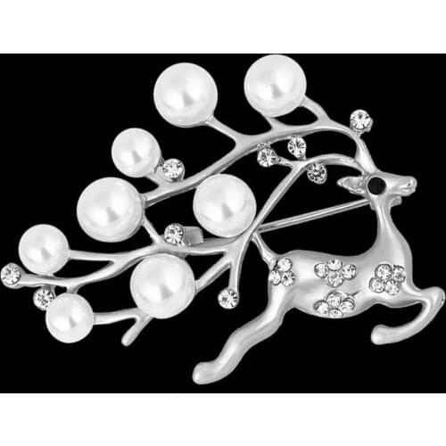 Utei Brooch Amazing Imitation Pearl And Clear Crystals Cute Deer Brooch Fantastic Animal Sika Broach Pin For Women