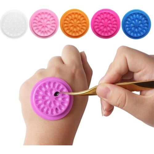 100pcsWholesale Eyelash Flower Glue Plastic Pads Stand Adhesive Pallet Lashes Holder Sticker Makeup Tools For Eyelash Extension